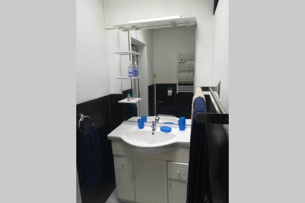 Appartement Neuf A Boussu - Pres De La France - Sejour Detente エクステリア 写真